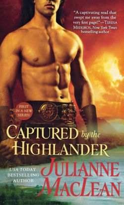 Captured by the Highlander|Julianne MacLean